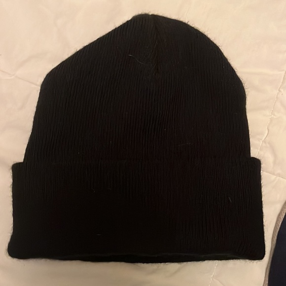 Dallas cowboys hat and gloves to match - Picture 3 of 5